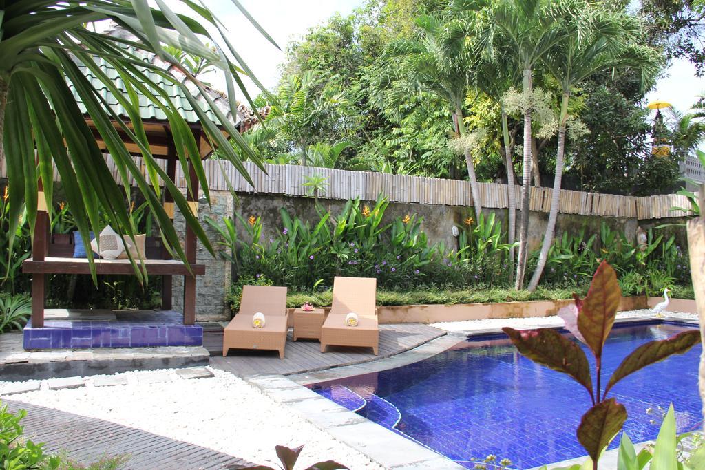 The Catur Villa Seminyak Exterior foto