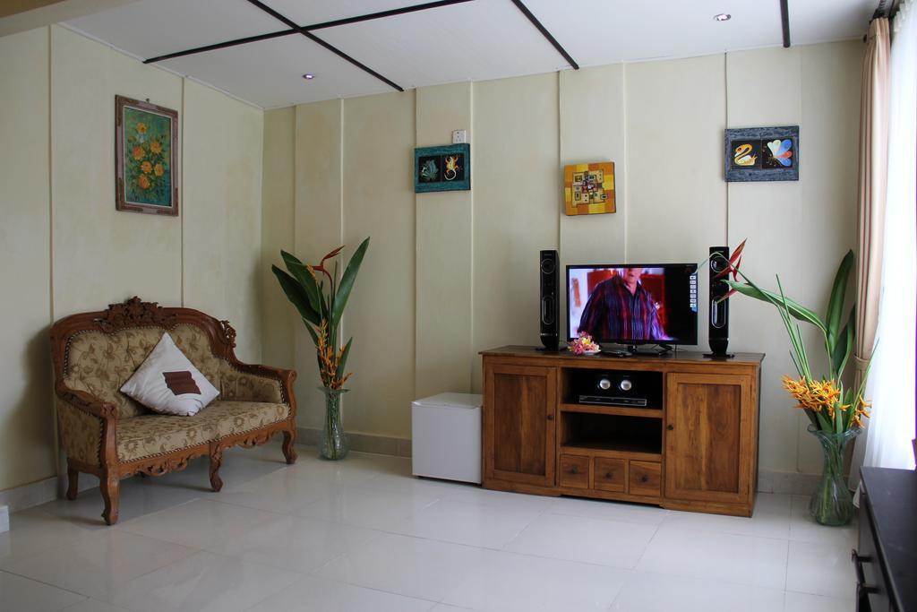 The Catur Villa Seminyak Habitación foto