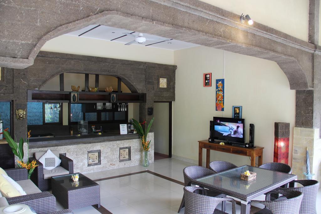 The Catur Villa Seminyak Habitación foto